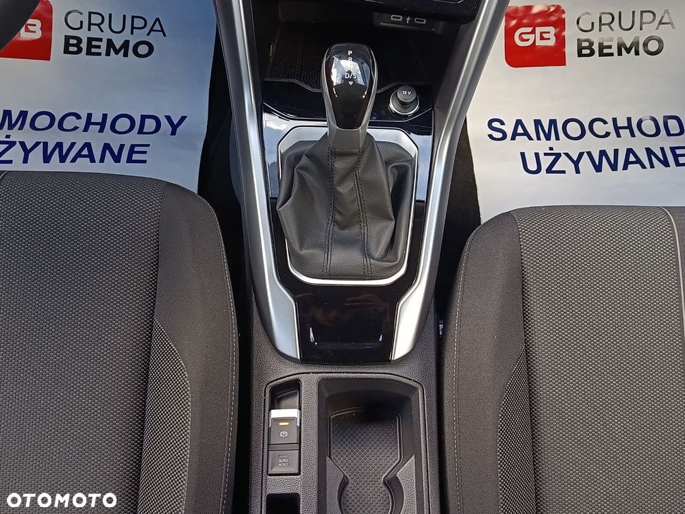 Volkswagen T-Roc 1.5 TSI Life DSG - 26