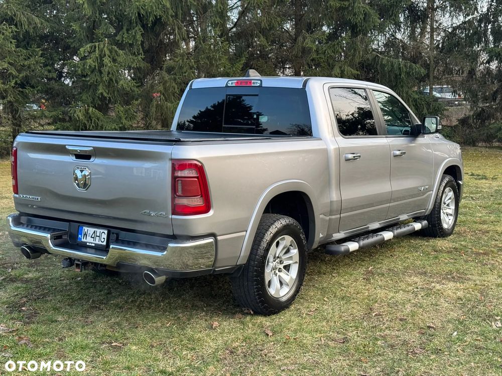 RAM 1500 5.7 Crew Cab Laramie - 2