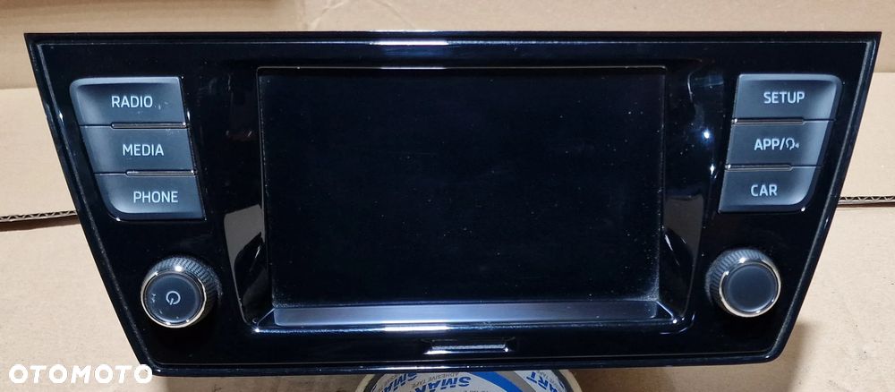 RADIO WYŚWIETLACZ RADIOODTWARZACZ 6V0035871H SKODA FABIA III - 1