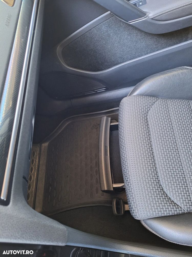 Volkswagen Golf 1.6 TDI DPF BMT Highline - 20