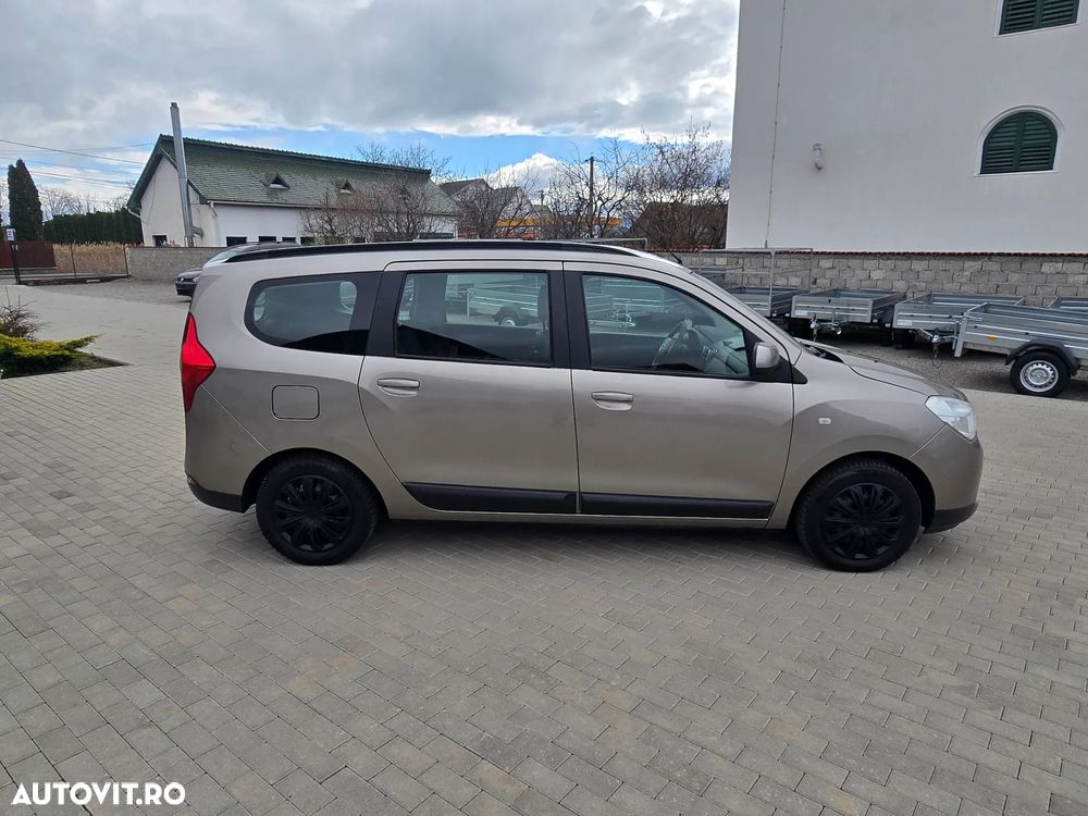 Dacia Lodgy 1.6 MPI 85 Prestige - 17