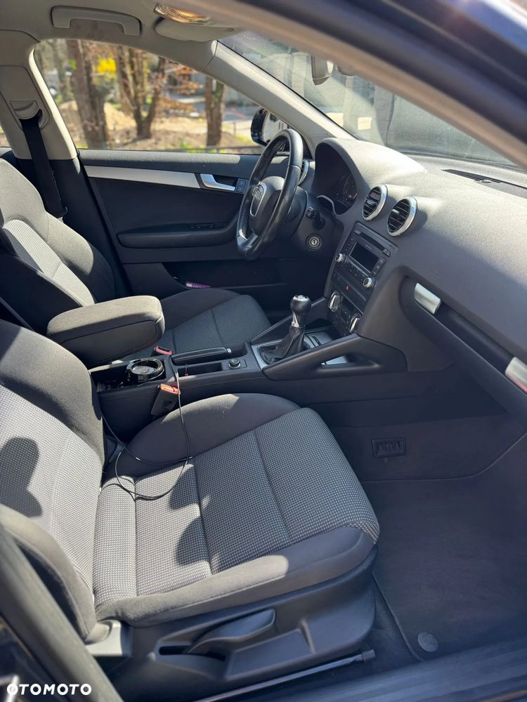 Audi A3 Sportback 2.0 TDI DPF Ambition - 10