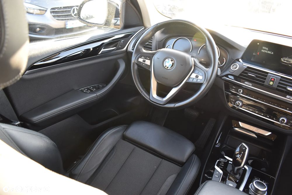 BMW X3 xDrive20d MHEV xLine - 23