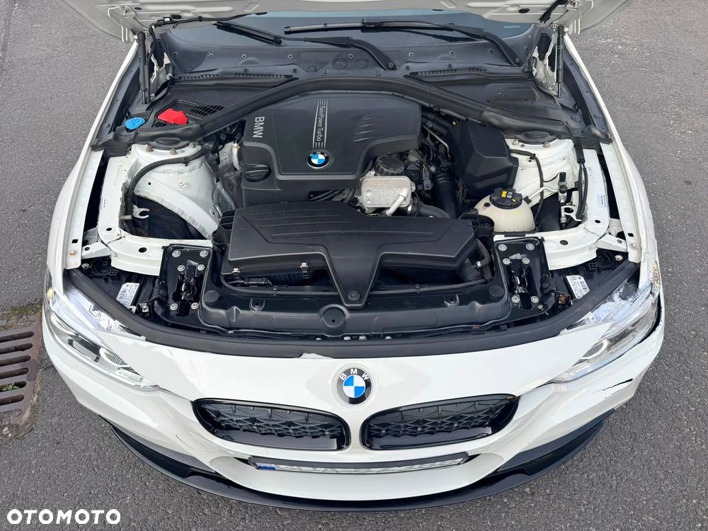 BMW Seria 3 - 23