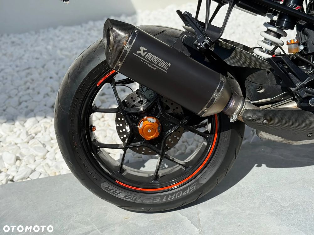 KTM Super Duke - 11