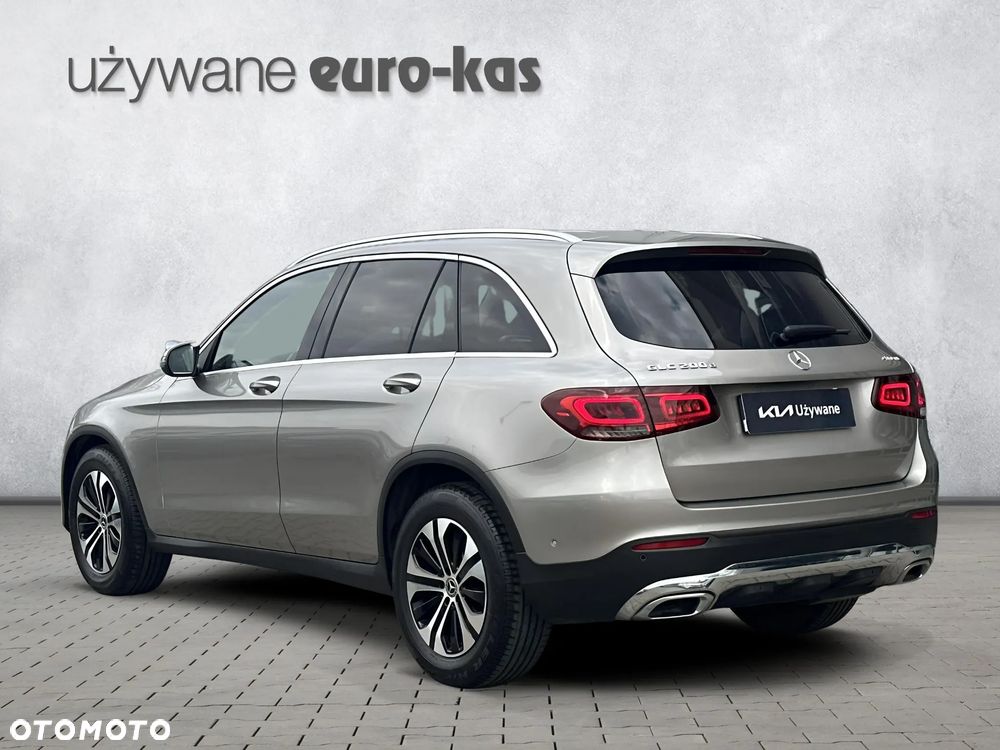 Mercedes-Benz GLC 200 d 4-Matic Business Edition - 3