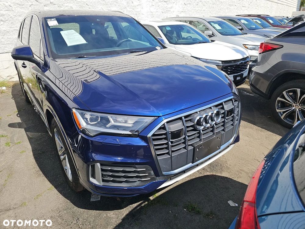 Audi Q7 - 1