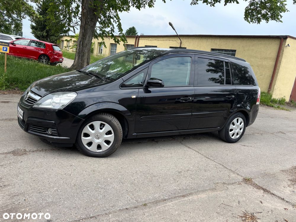 Opel Zafira 1.8 Easytronic Family Plus - 33