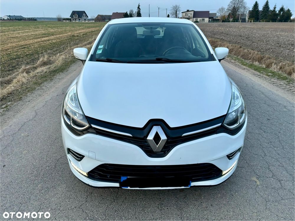 Renault Clio 1.2 16V 75 Collection - 14