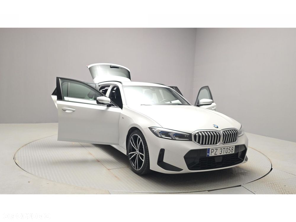 BMW Seria 3 - 12