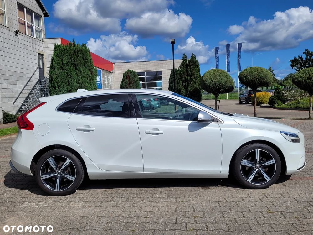 Volvo V40 D2 RDesign - 16