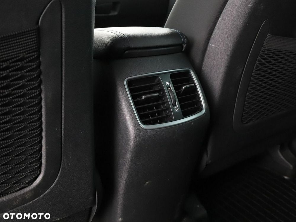 Hyundai Tucson 1.6 GDi 4WD Trend - 37