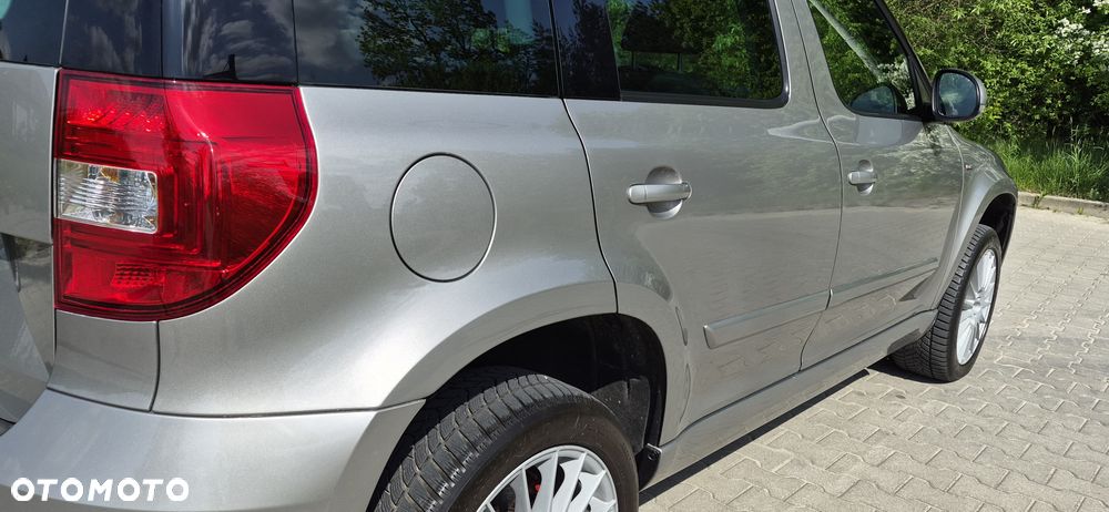 Skoda Yeti Tour 2.0 TDI SCR 4x4 DSG - 9