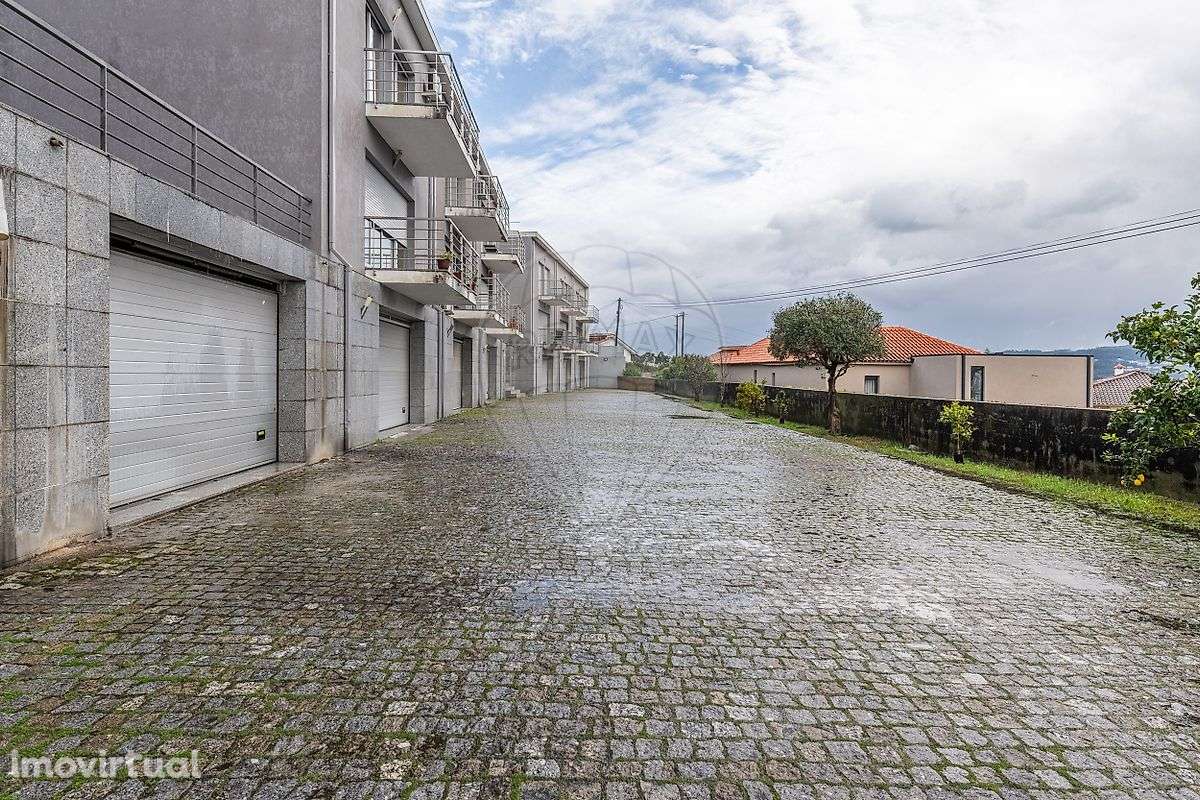 Garagem  para venda - Grande imagem: 2/4