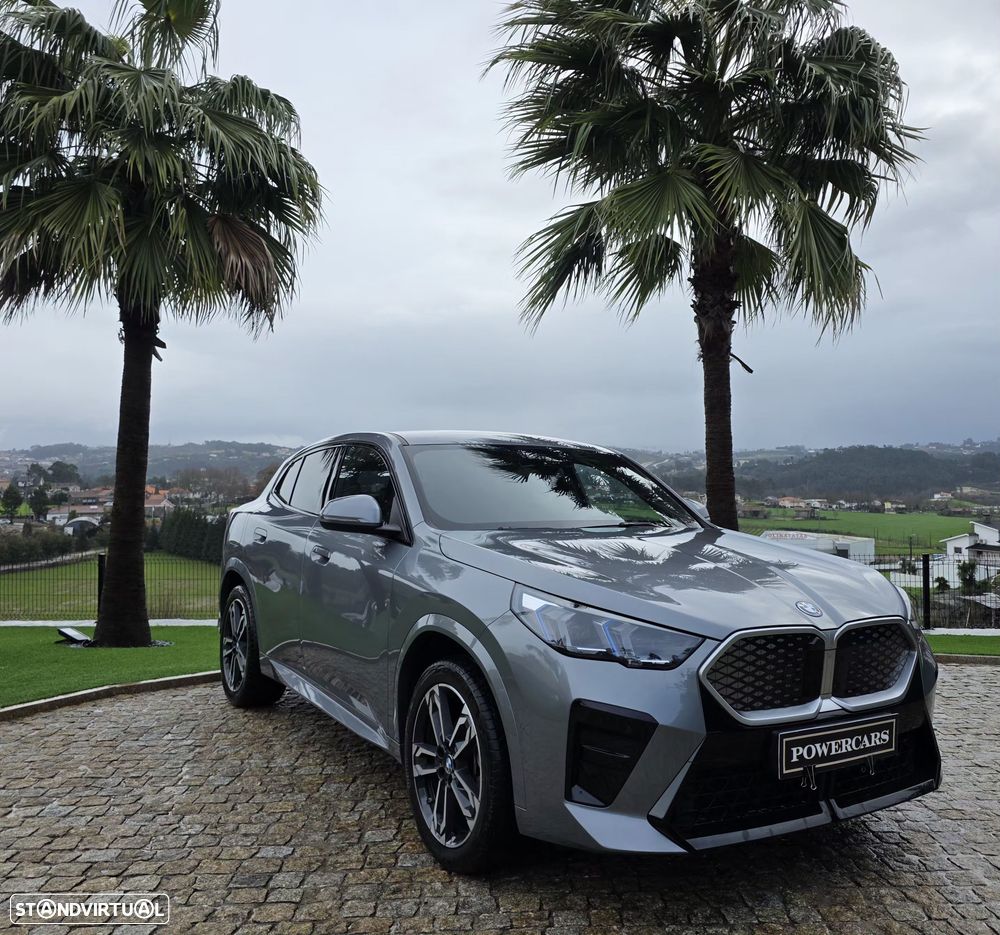 BMW iX2 eDrive20 Pack Desportivo M - 13