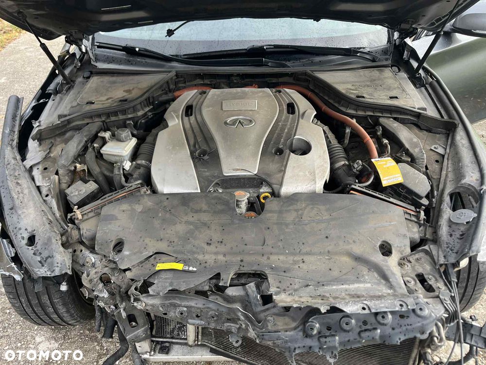 Infiniti Q50 Hybrid AWD - 5