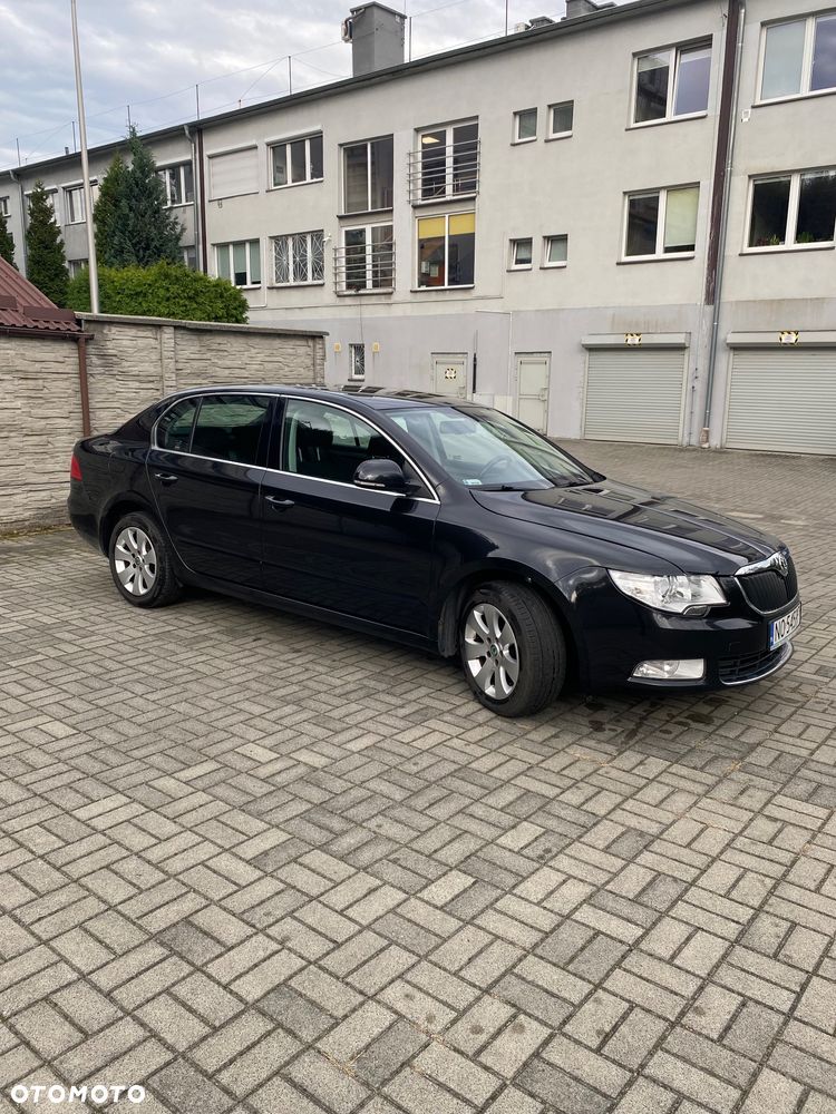 Skoda Superb 2.0 TDI Platinum - 10