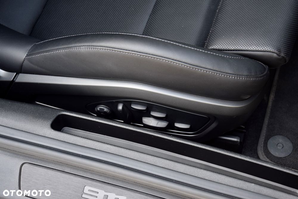 Porsche 911 Carrera T PDK - 14