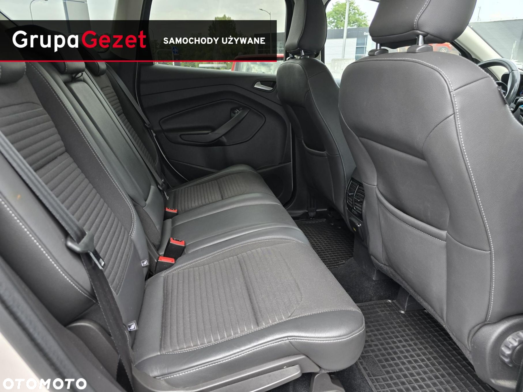 Ford Kuga - 31