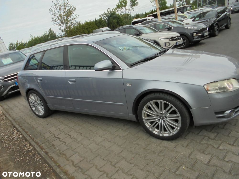 Audi A4 Avant 2.0 T FSI - 28