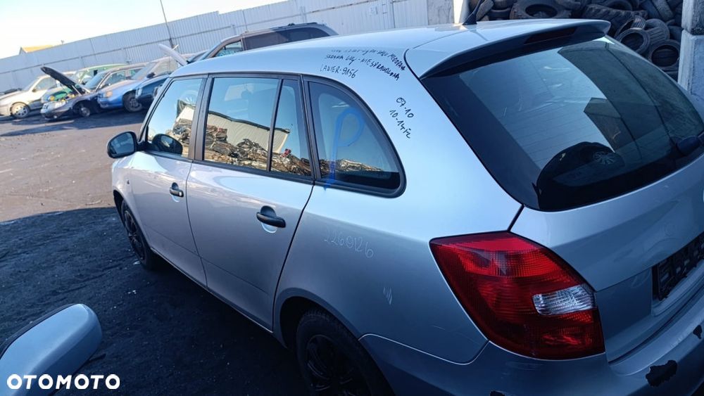 36138 Skoda Fabia II model od 07-10 silnik 1.2 12V CGPA skrzynia LVG lakier 9156 - 6