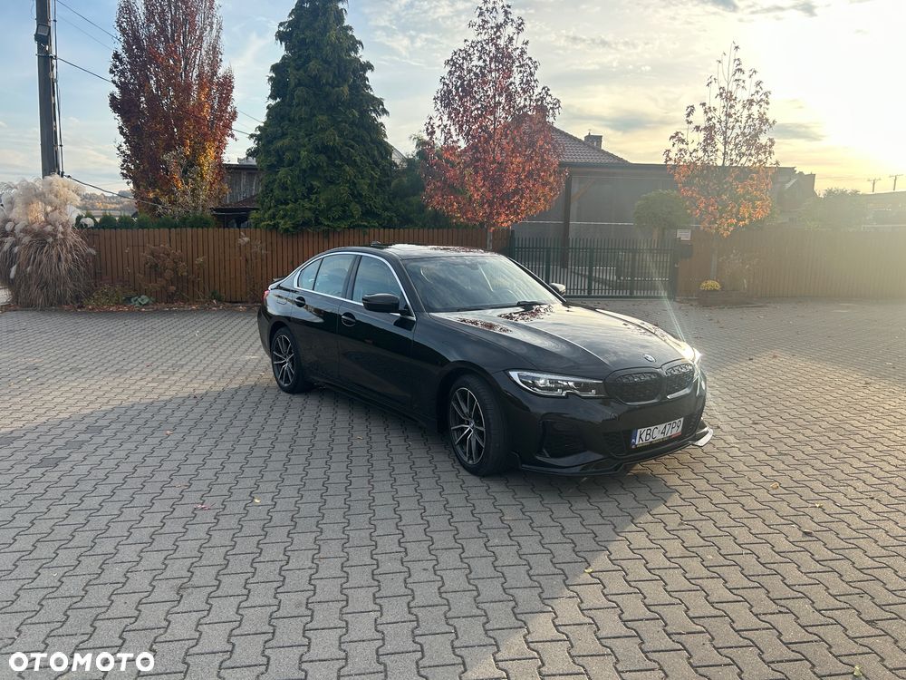 BMW Seria 3 330i xDrive M Sport - 5