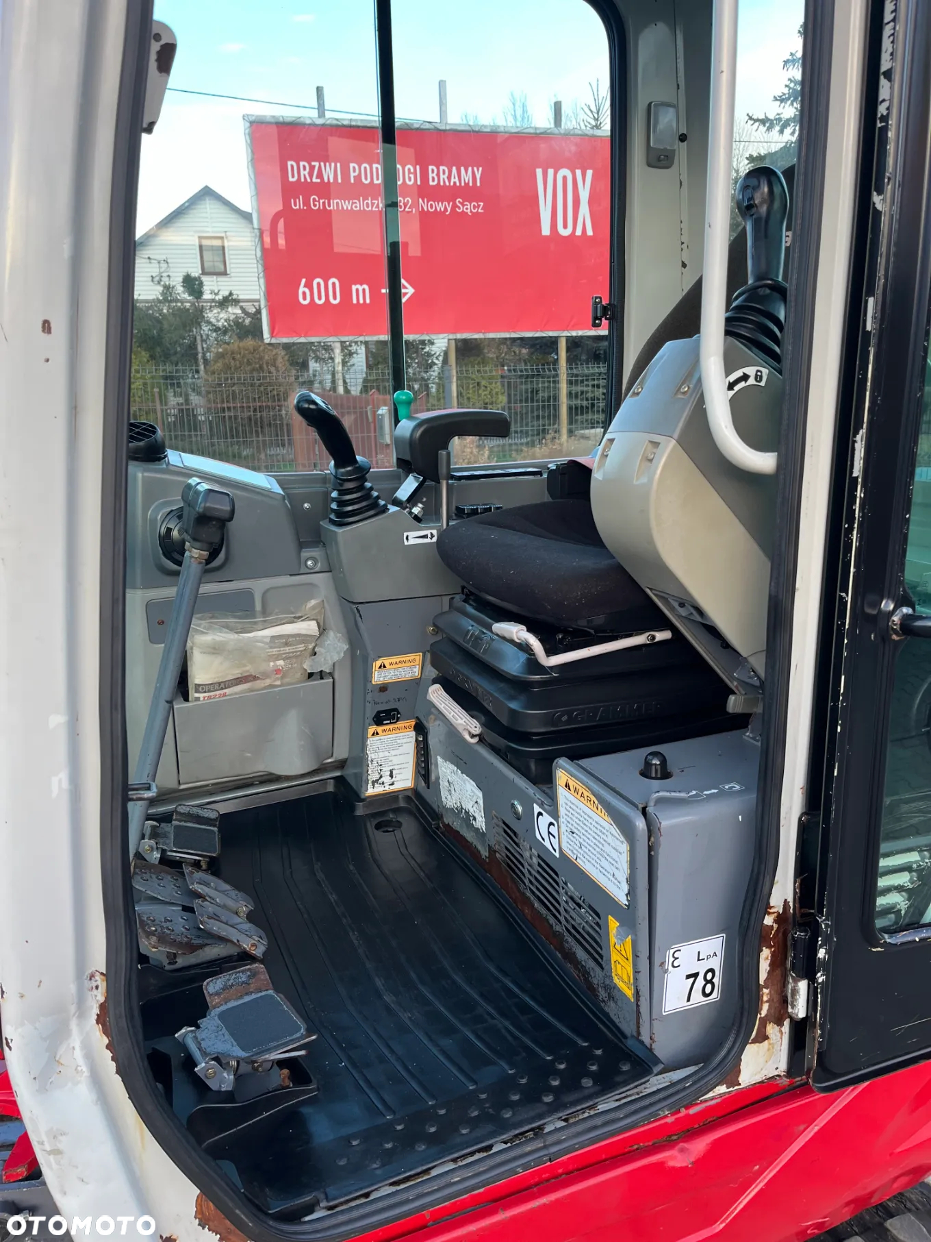 Takeuchi TB 228 - 14