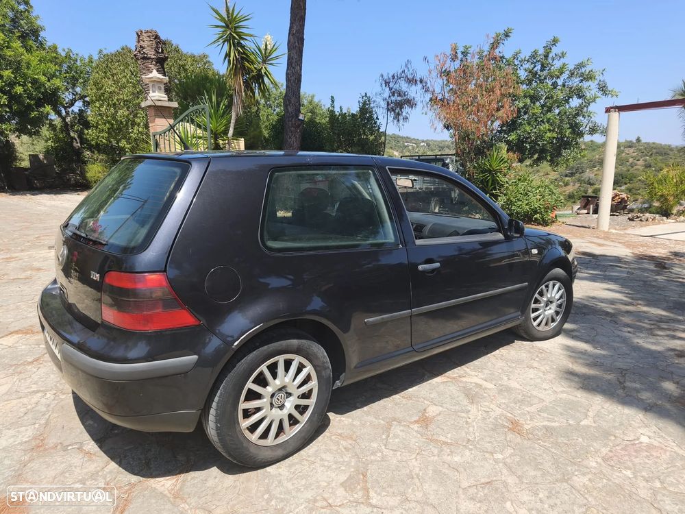 VW Golf 1.9 TDi 25 Anos - 7