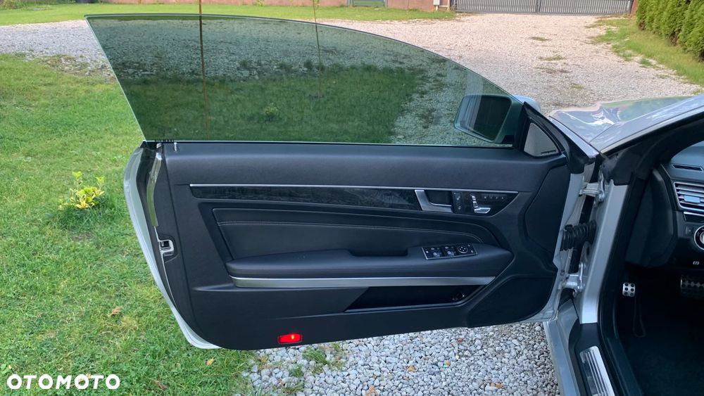 Mercedes-Benz Klasa E 350 BlueEFFICIENCY 7G-TRONIC Avantgarde - 12