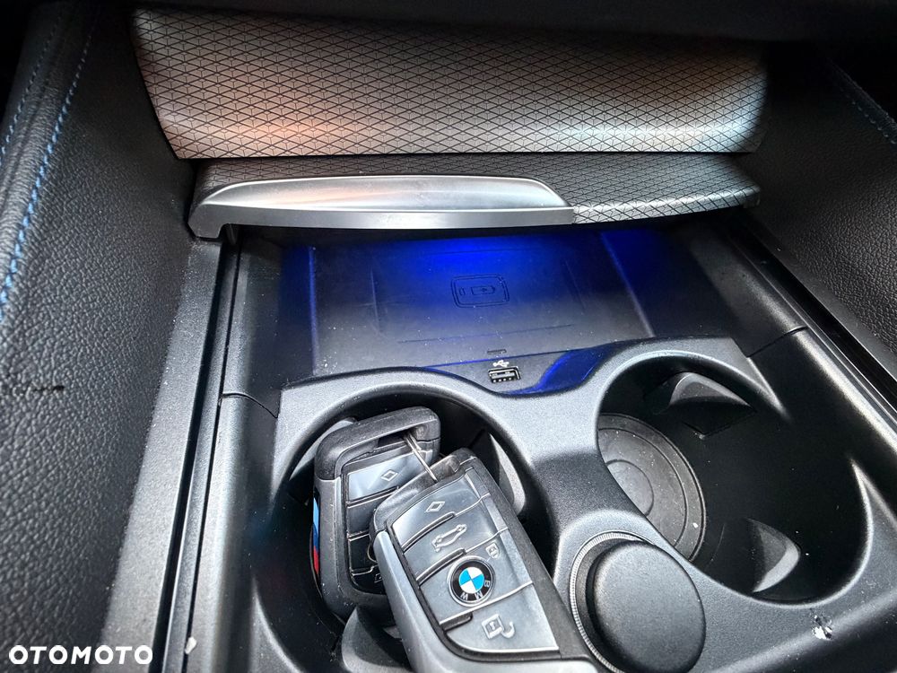 BMW Seria 5 520d M Sport Edition - 35