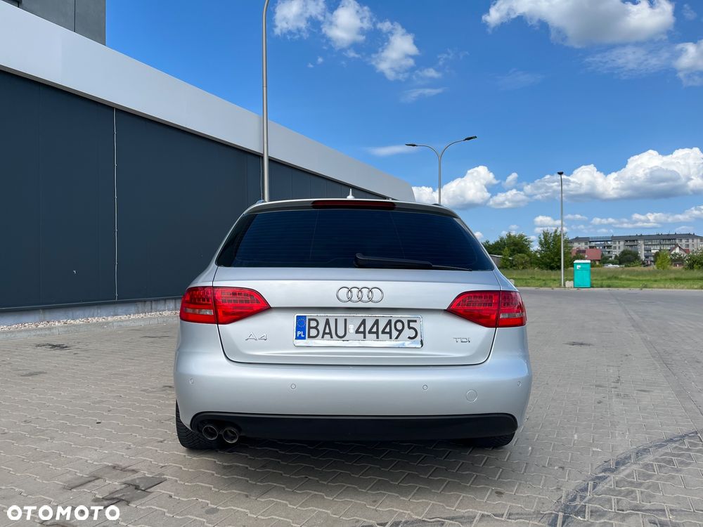 Audi A4 Avant 2.0 TDI DPF Ambition - 6