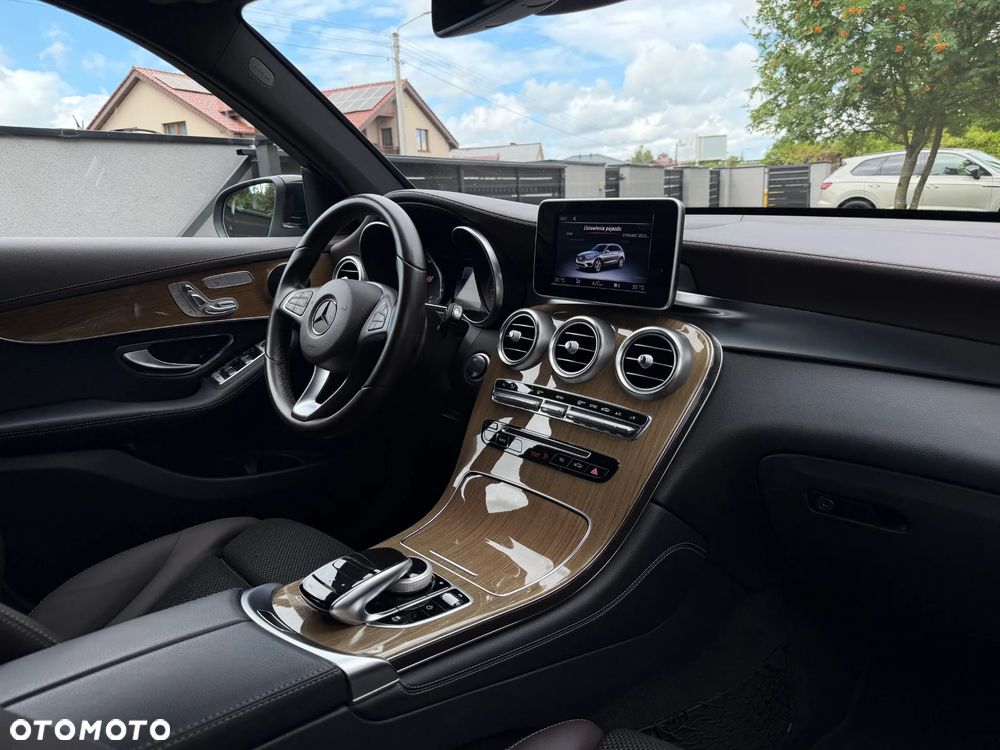 Mercedes-Benz GLC - 15