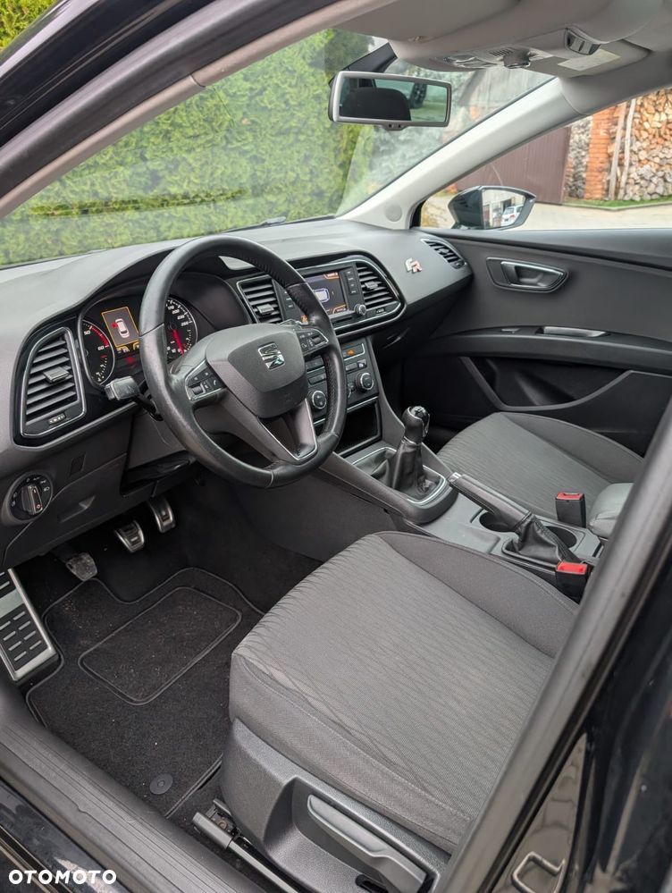 Seat Leon ver-1-6-tdi-full-led-s-s - 9