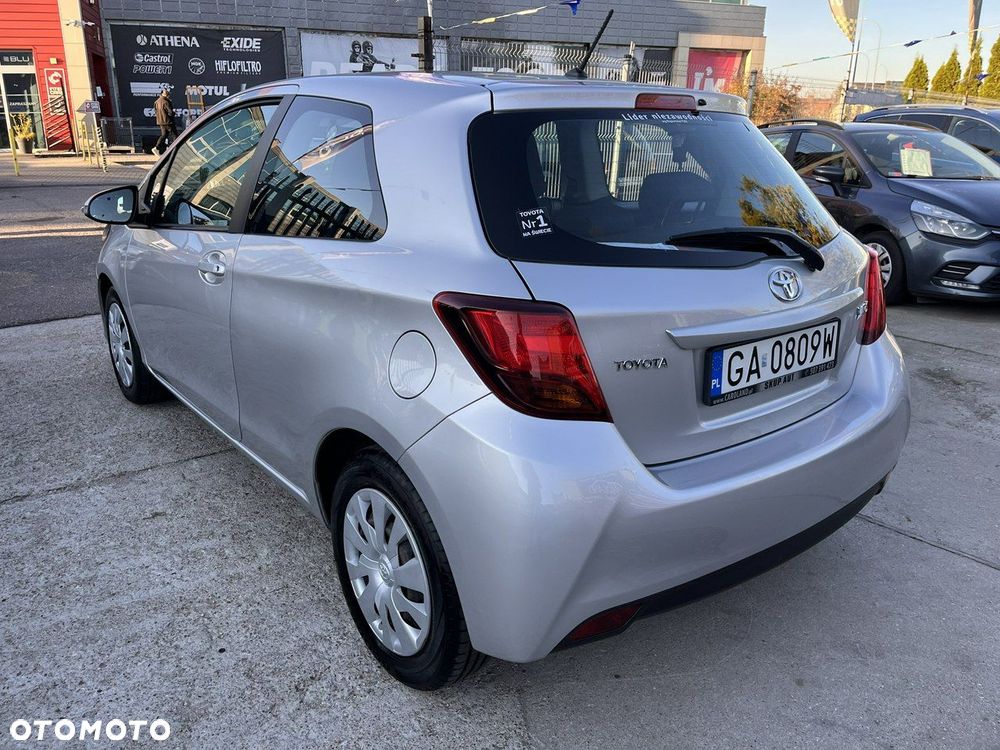 Toyota Yaris - 21