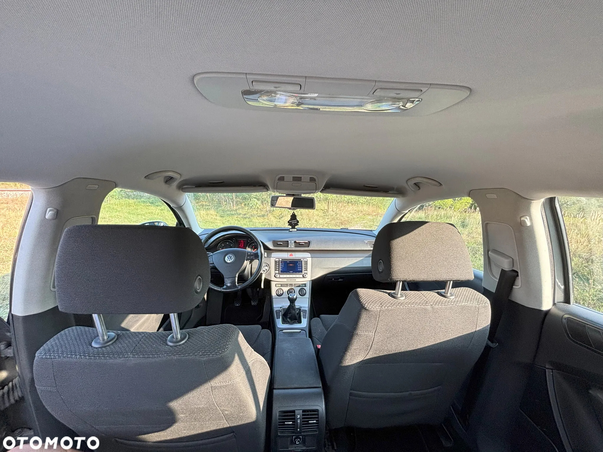 Volkswagen Passat 1.9 TDI Trendline - 24