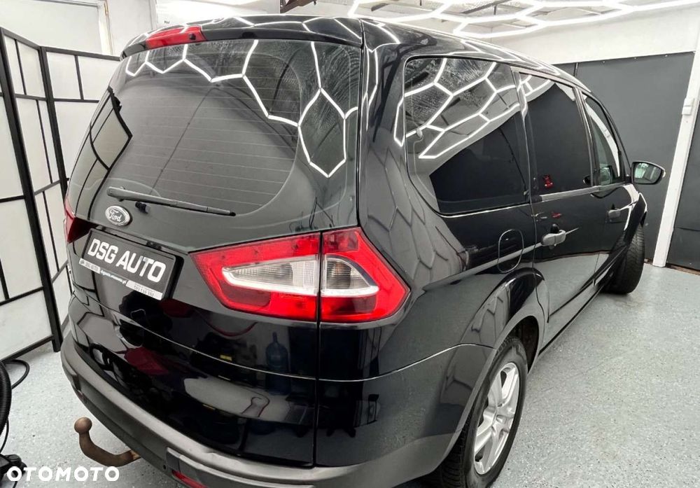 Ford Galaxy - 18