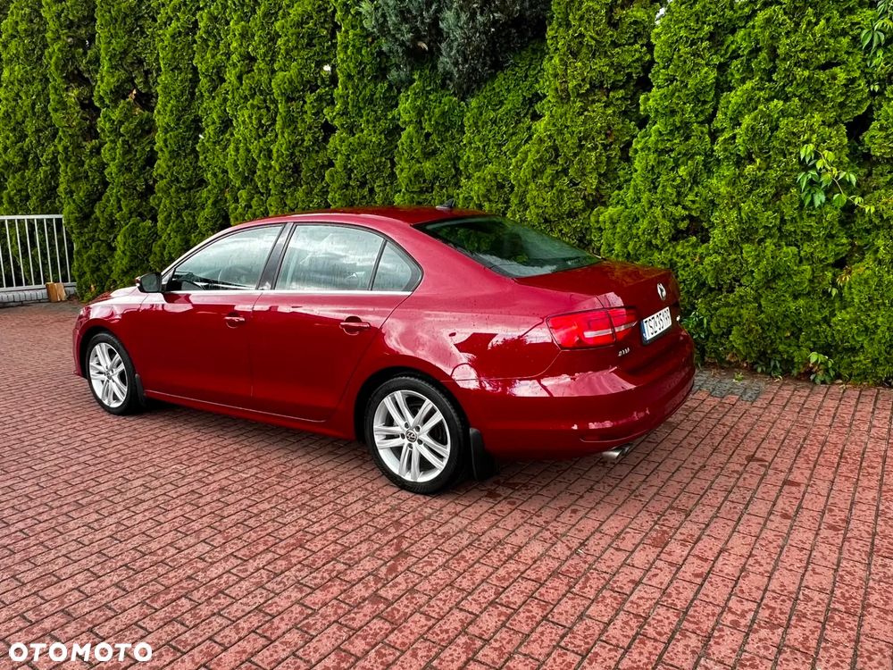 Volkswagen Jetta 2.0 TDI BlueMotion Technologie - 6