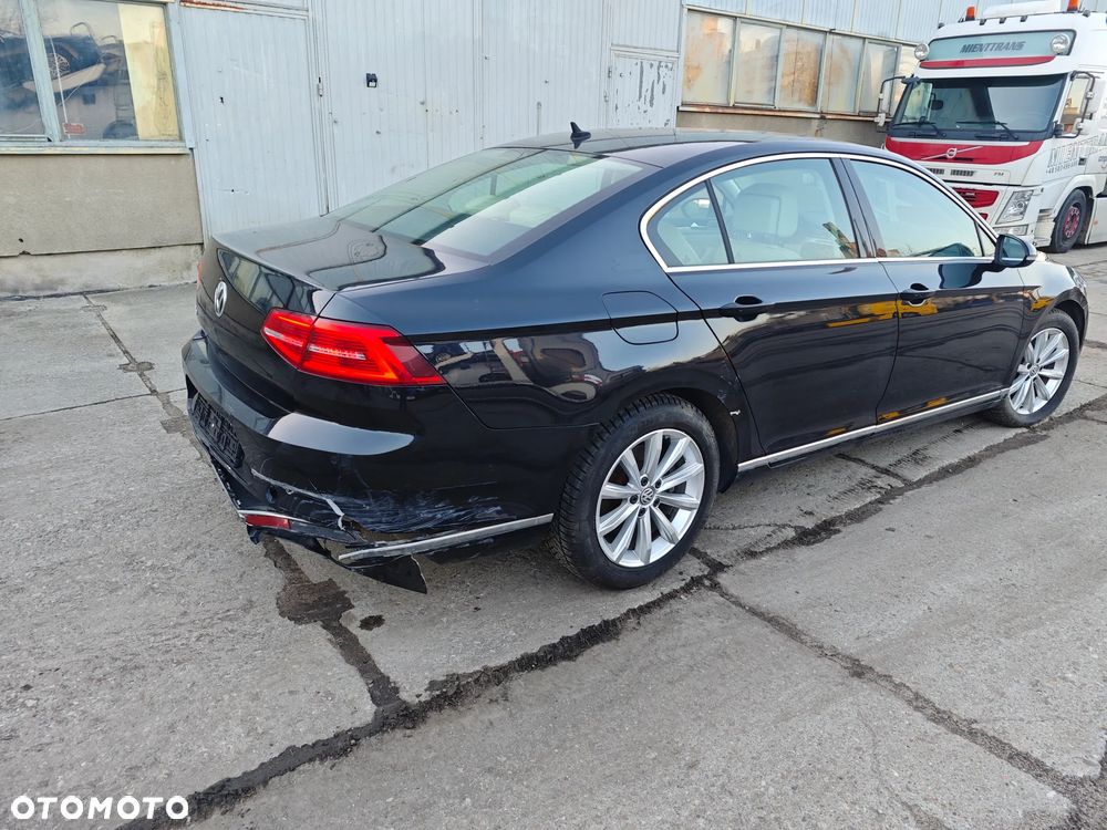 Volkswagen Passat 2.0 TSI BMT Highline DSG - 10