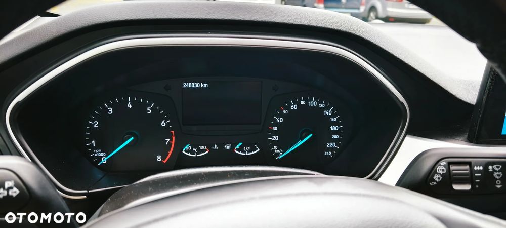 Ford Focus 1.0 EcoBoost Trend Edition Business - 2
