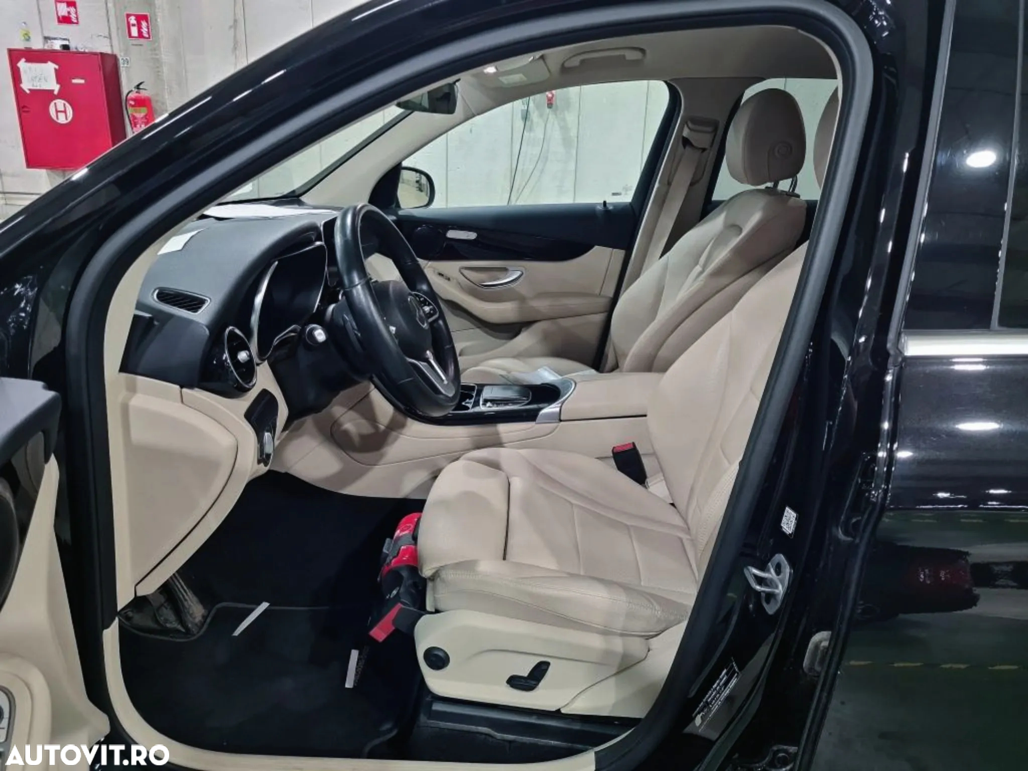 Mercedes-Benz GLC 300 de 4MATIC - 8