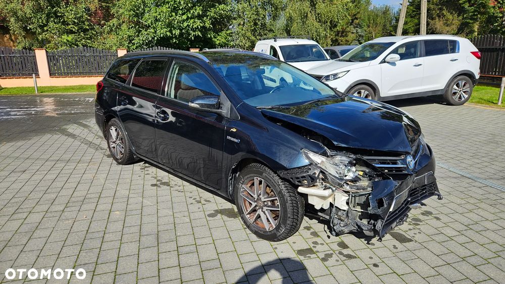 Toyota Auris 1.8 HSD Luna - 3