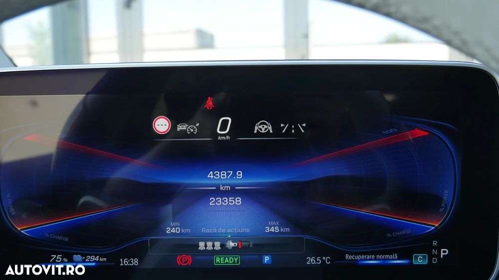 Mercedes-Benz EQE AMG 43 4MATIC - 23