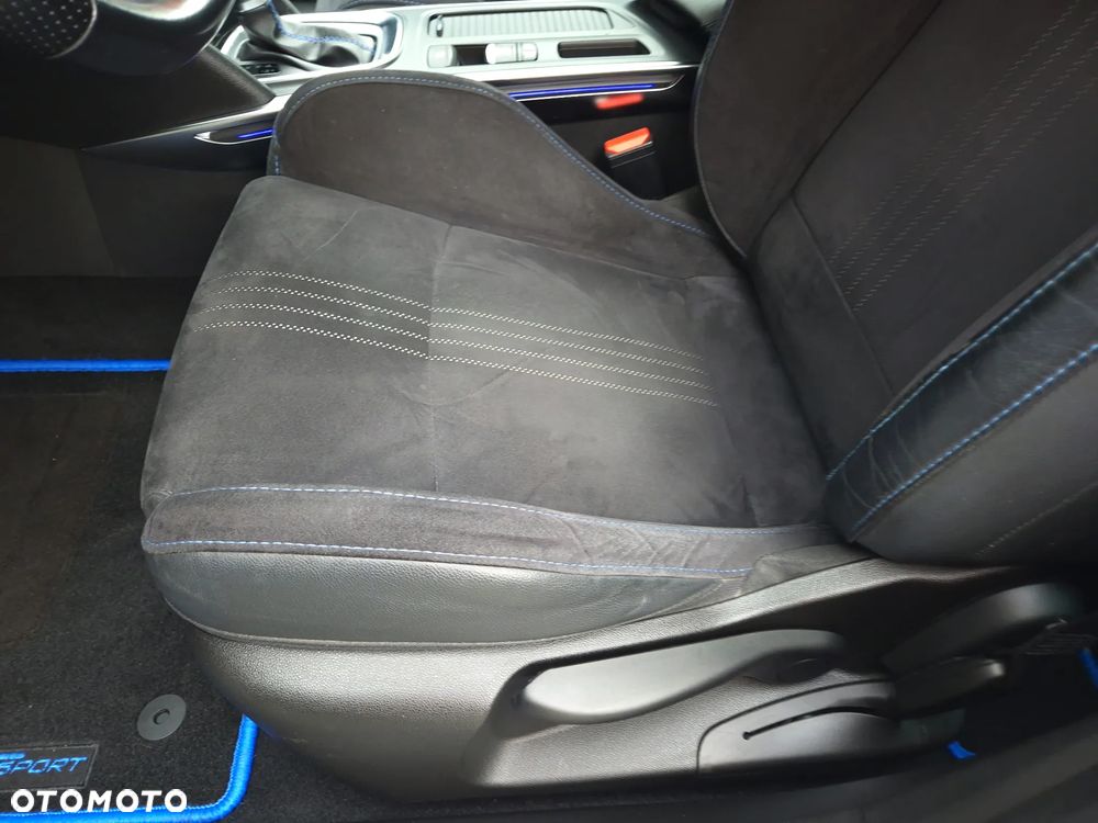 Renault Megane 1.6 TCe GT EDC - 17