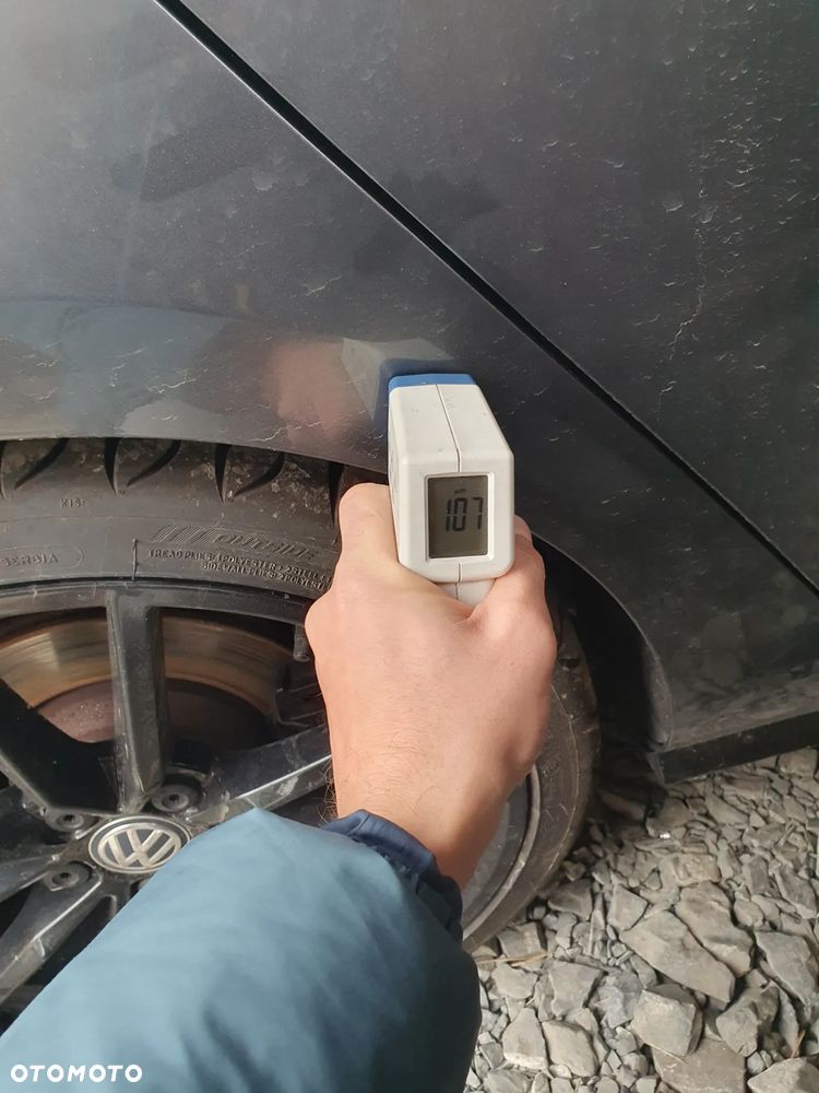 Volkswagen Golf - 12