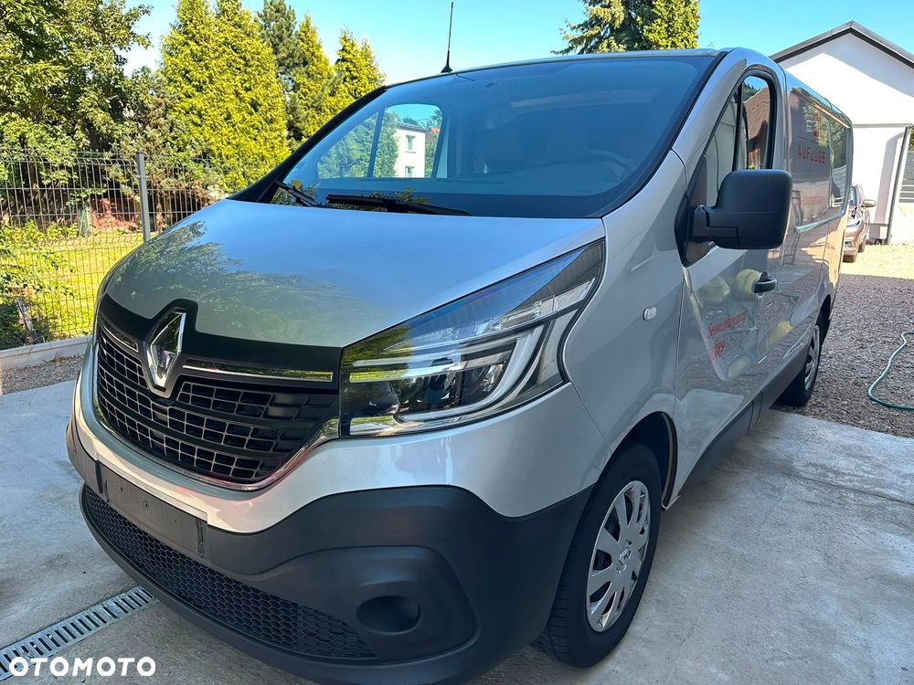 Renault Trafic - 18