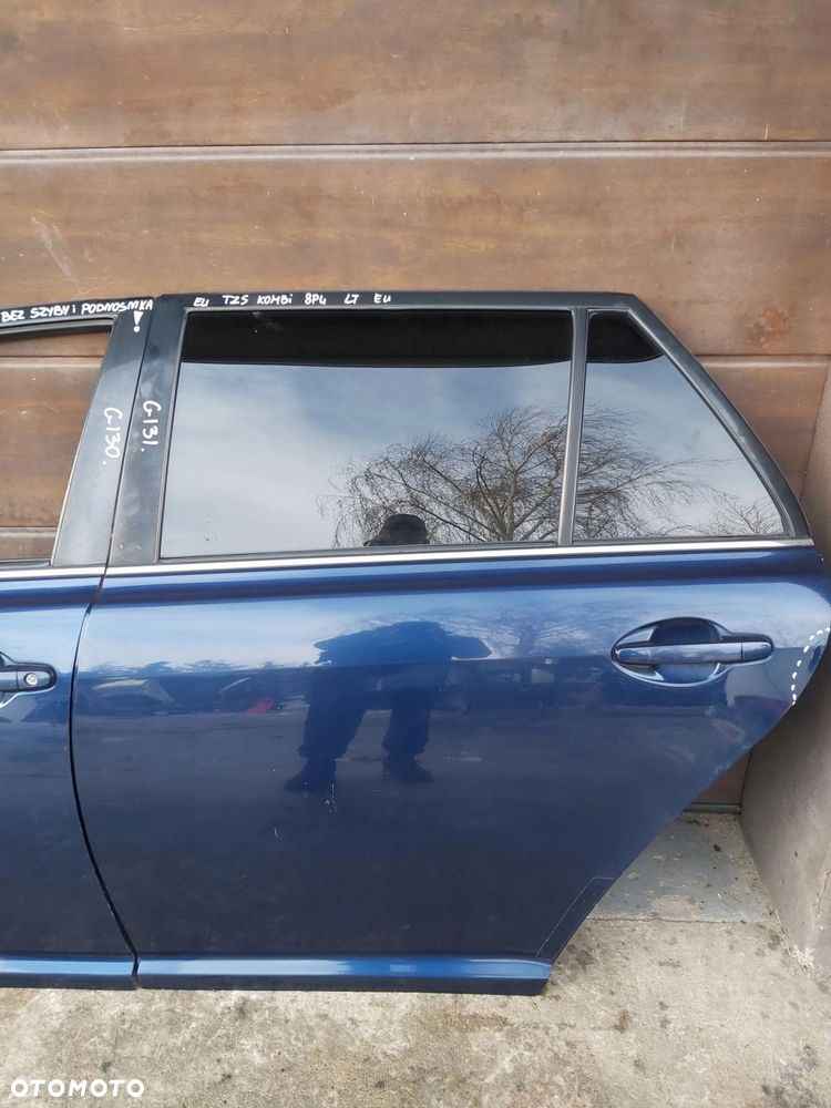 TOYOTA Avensis T25 03-08 r drzwi lewy tył lewe tylne KOMBI 8P4 - 1