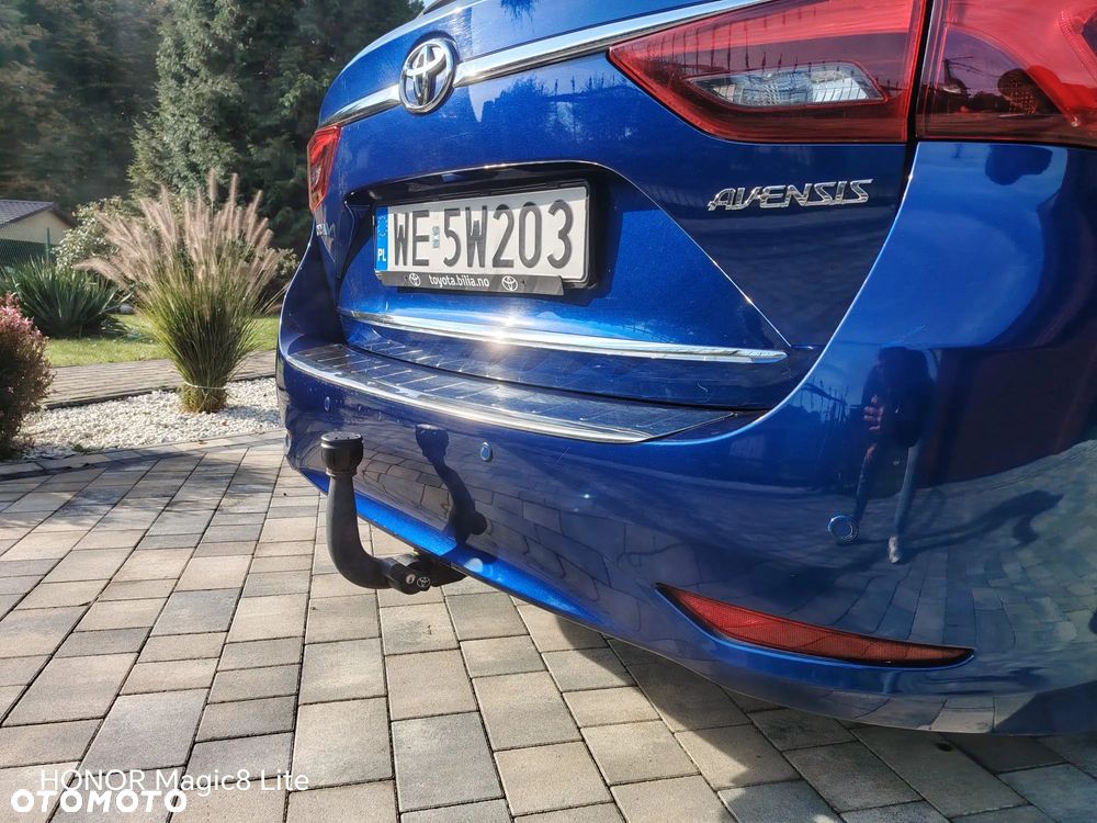 Toyota Avensis 2015 photo 4