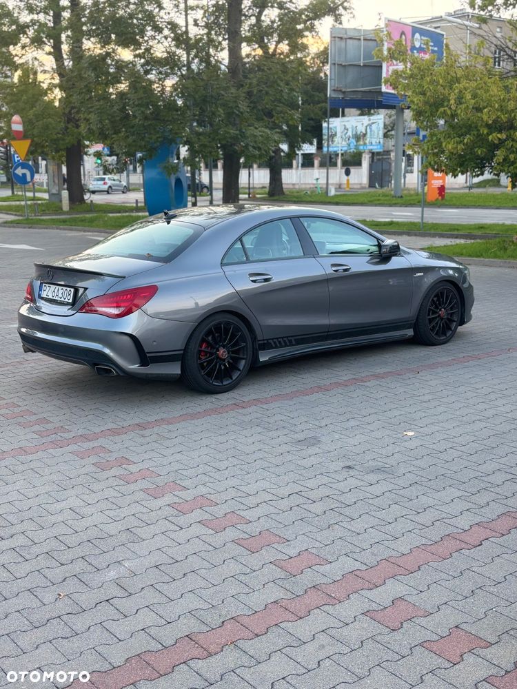 Mercedes-Benz CLA 250 7G-DCT AMG Line - 1