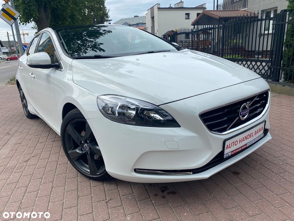 Volvo V40 D2 Ocean Race - 1
