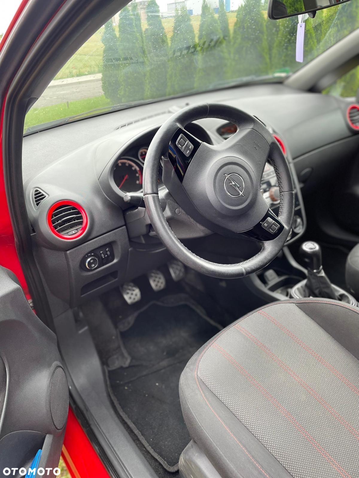 Opel Corsa 1.4 16V Cosmo - 2